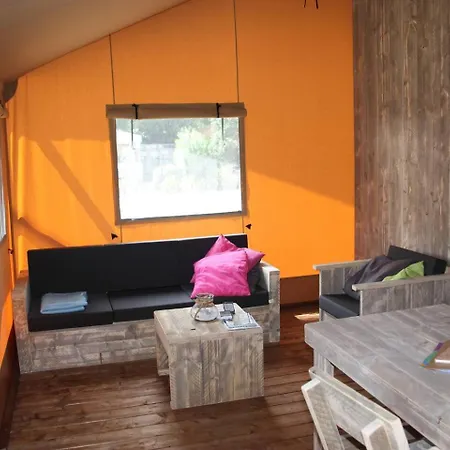 In De Veluwe Met Prive Sanitair Ll54 럭셔리텐트 푸텐