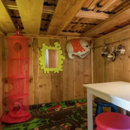 In De Veluwe Met Prive Sanitair Ll54 푸텐