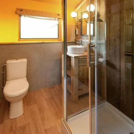 In De Veluwe Met Prive Sanitair Ll54 Putten